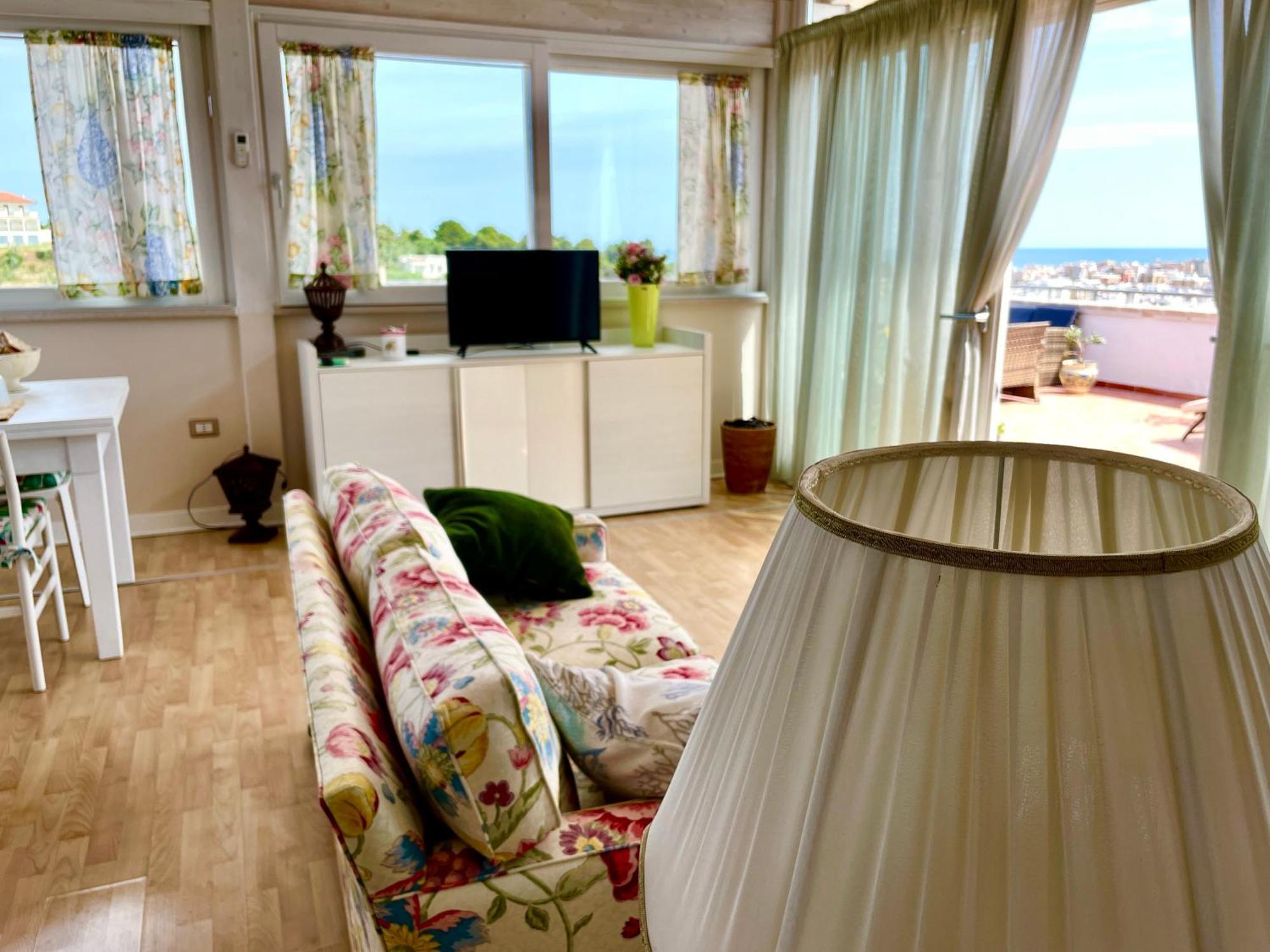 Ferienwohnung Dreaming Penthouse Vieste Exterior foto